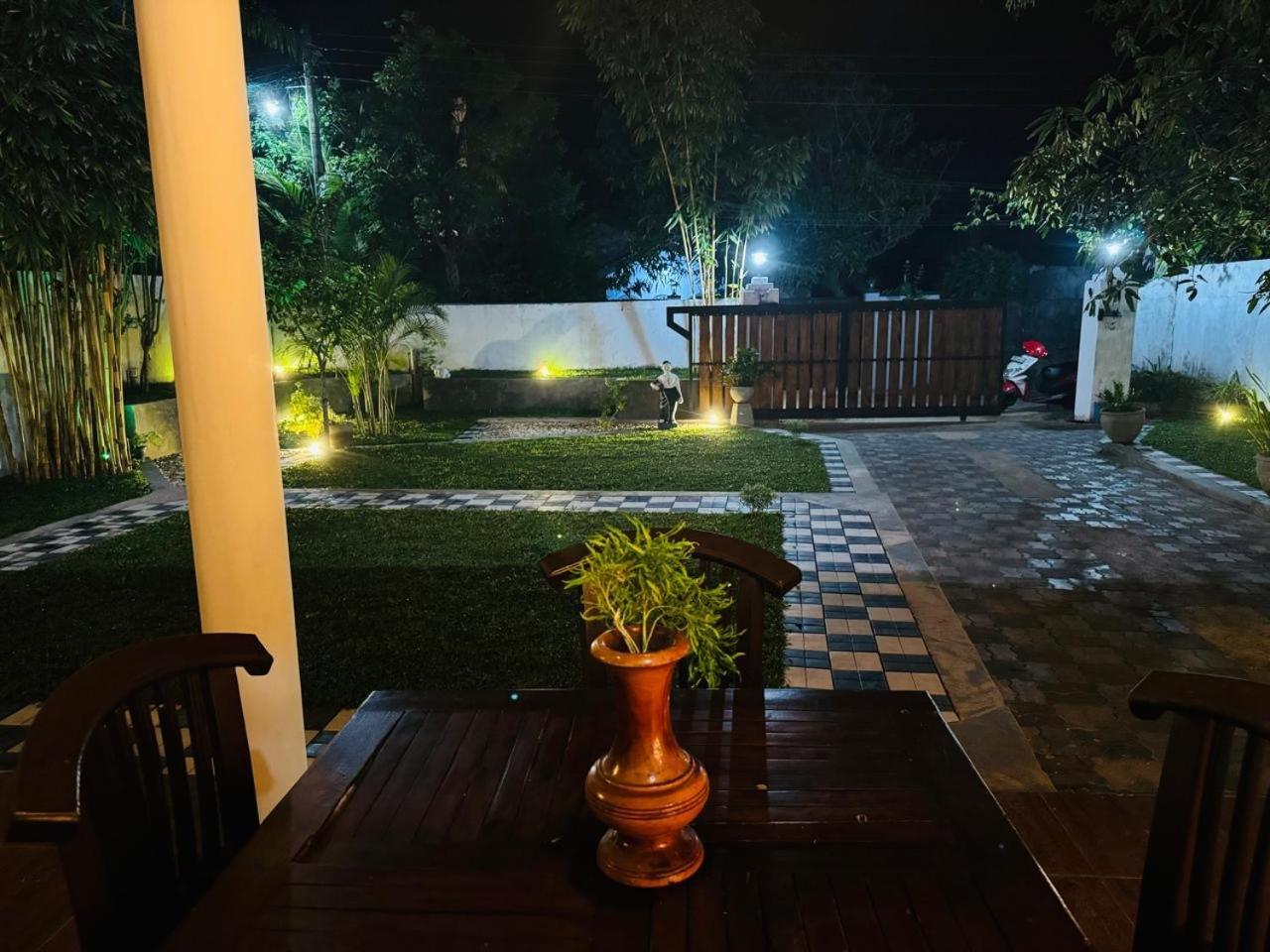 Akash Villa Talaramba Exterior foto